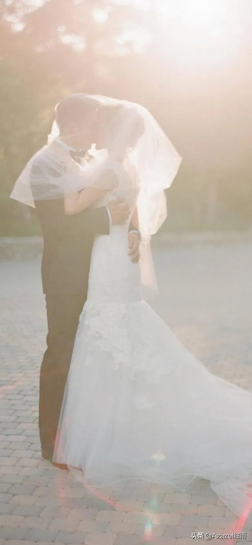 初闻不知曲中意，再闻已是曲中人，哪首歌让你痛哭流涕？