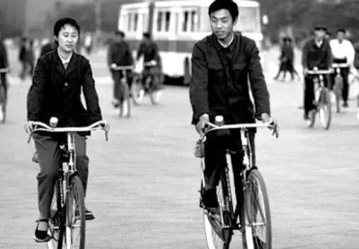 山西90后新人定制二八大杠做婚车，二八大杠究竟是什么？