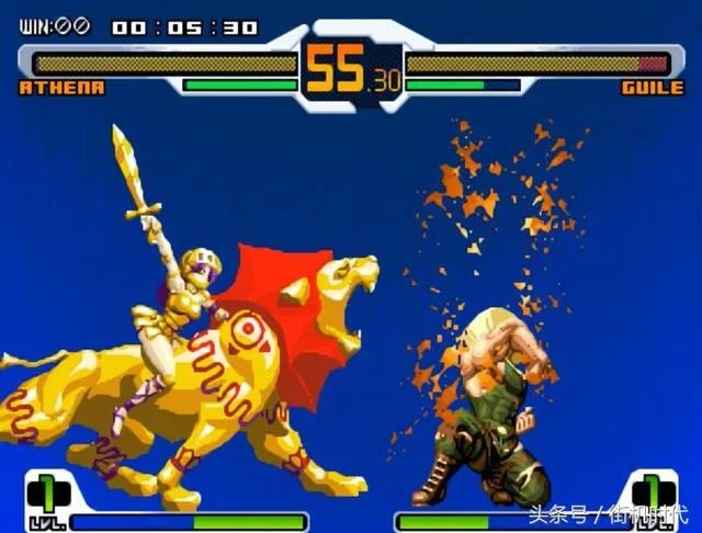 《拳皇》麻宫雅典娜放必杀技时,为什么会出现清凉的比基尼?