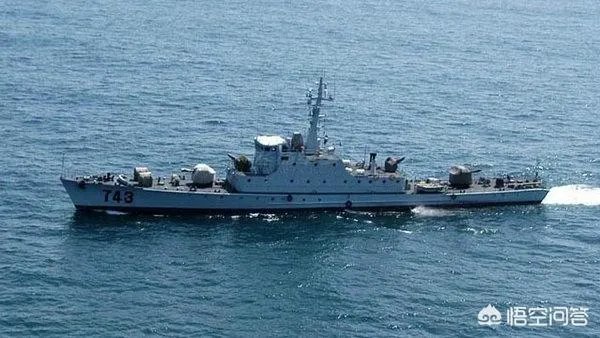 他们说三峡大坝里面有潜艇，是真的吗？