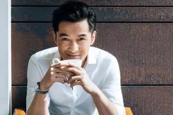 胡歌一直没有新恋情是不是还放不下薛佳凝？