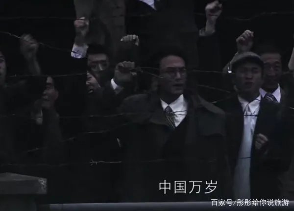 守四行仓库的战士仅有四百多人，为何称为八百壮士呢？