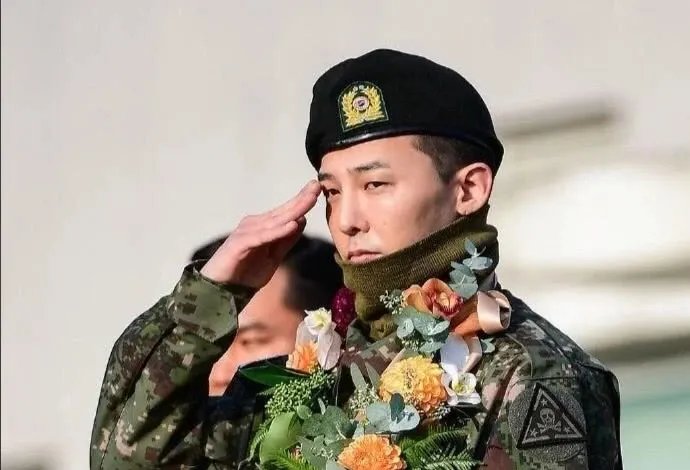 韩国人气巨星权志龙退伍，改退伍场所居然是因为这个？