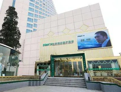 上海除泪沟整形医院排名？韩啸、光博士、附属中山医院入围!