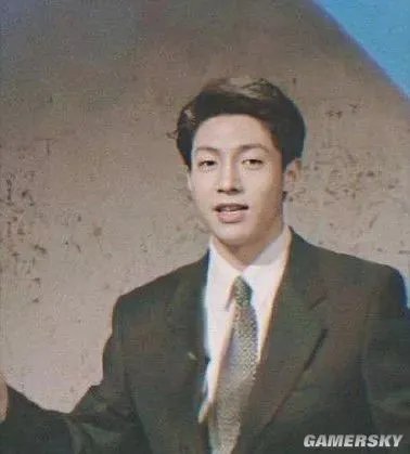 撒贝宁旧照曝光引热议 网友：确认是“芳心纵火犯”