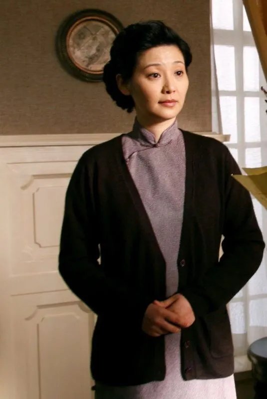 徐帆和冯小刚是什么关系?