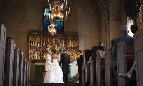 西安教堂婚礼的费用是多少  教堂婚礼的注意事项