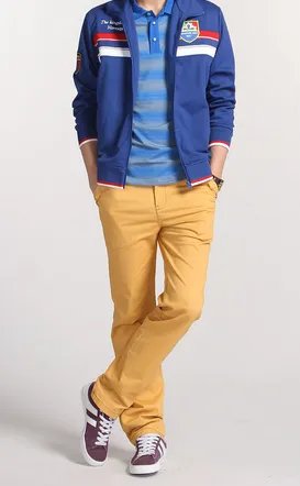 怎么搭配，宝蓝色上衣搭配什么裤子好看