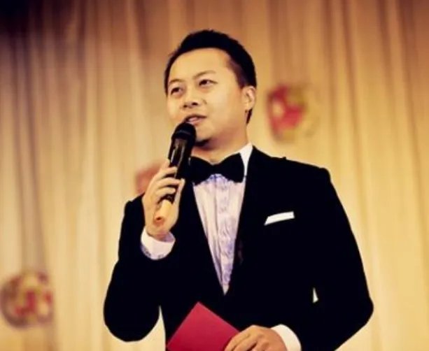 婚庆主持一般要学多久 婚礼主持一般多少钱一场