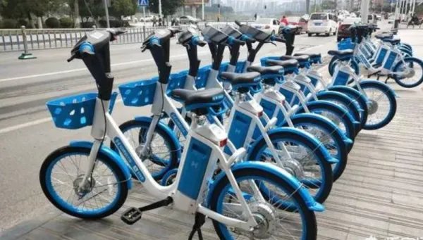 哈_单车1小时收4元，涨价背后的原因是什么？