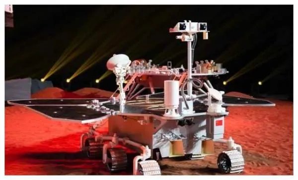 中国第一辆火星车网络征名，共有多少人参与命名？