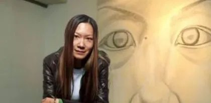 曲家瑞老师家境好艺术修养高，为何红不起来？