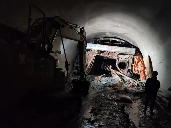 云南一在建高速隧道突泥涌水致3死,发生隧道事故有哪些原因?