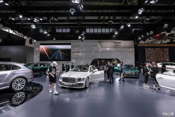 北京国际车展带你探秘豪华车场馆宾利馆