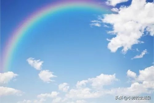 谁手机里有美女美景图片，能不能分享让大家看看？