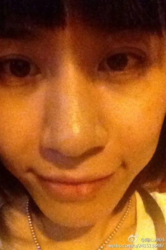 国际名模张亮的老婆是谁？也就是张天天的妈妈。求几张他们的照片啊啊 ……