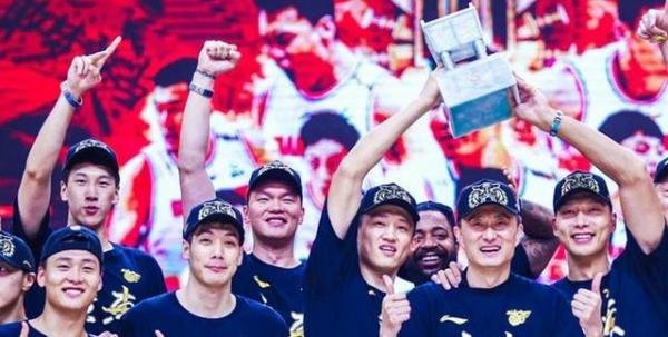 易建联在广东队的时候，一共拿到过多少个总决赛MVP呢？