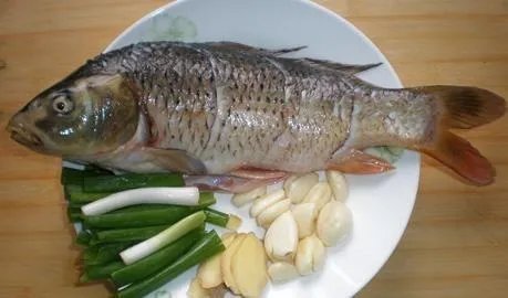 美国一名11岁男童，因为闻到鱼腥致死，这是怎么回事？