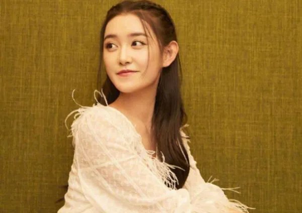 如何评价蒋依依在《带着爸爸去留学》中饰演的武丹丹？