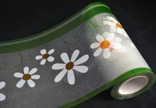 玻璃贴纸怎么贴