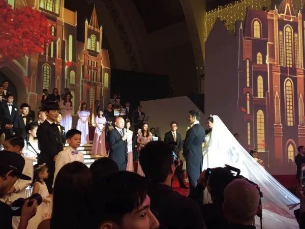 婚礼证婚人讲话稿 证婚人是男方还是女方找的人