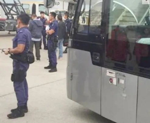 国泰航空编号CX751的客机有炸弹是真的吗？