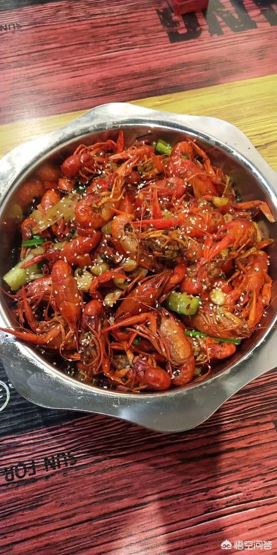 小龙虾的口味很多，你最喜欢吃哪个味道的？