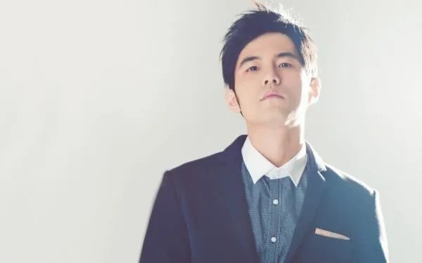 《爱的飞行日记》的歌词？