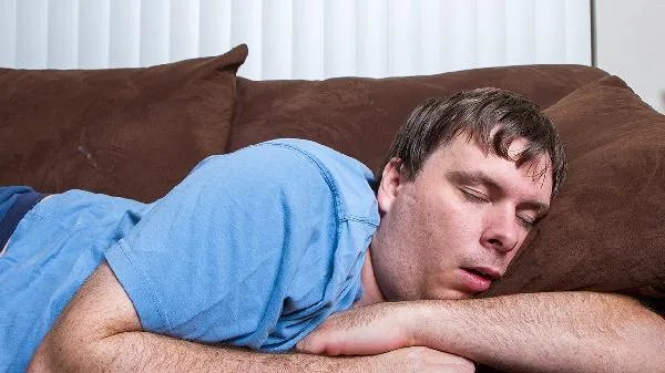 青少年打鼾应该挂什么科