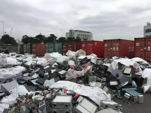 广州海关依法退运72.4吨洋垃圾