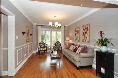 实木踢脚线用什么胶粘接牢固