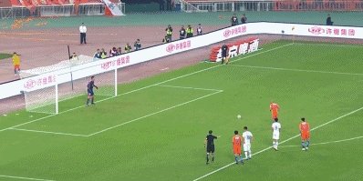 鲁能主场3:0战胜大连一方，两回合4:0强势晋级足协杯决赛，怎么看双方的表现？