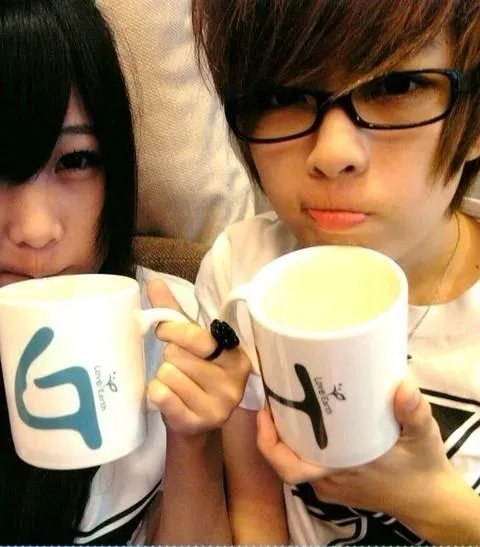 蔡卉怡和吕婷华怎么不经常照照片了