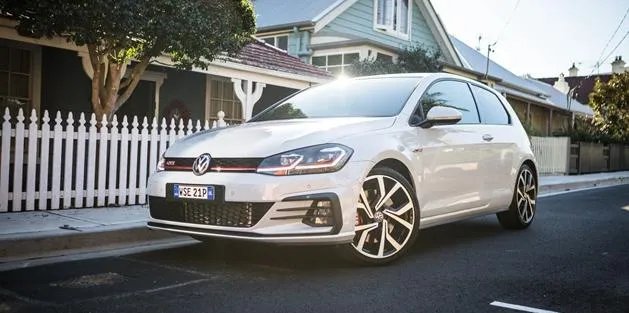 高尔夫GTI和高尔夫R有什么区别？