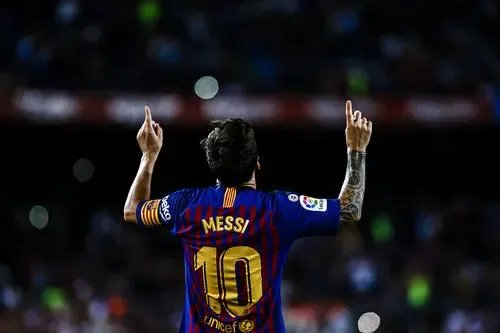 巴萨官方宣布梅西离队,梅西以后是否彻底告别足球生涯了?