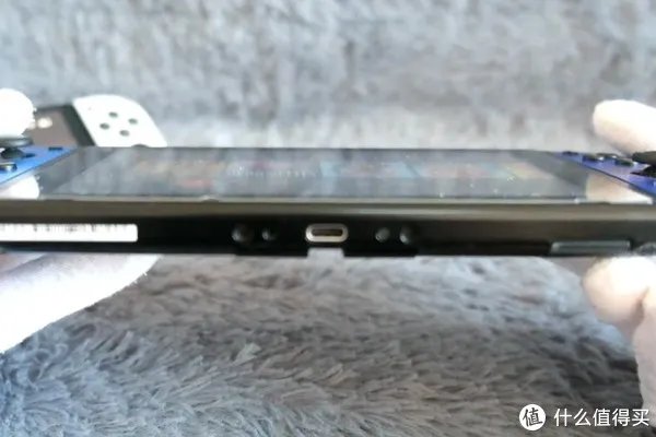 瞎摸瞎玩 篇二十八：来了来了，OLED来了——任天堂Switch OLED版本开箱与简单对比