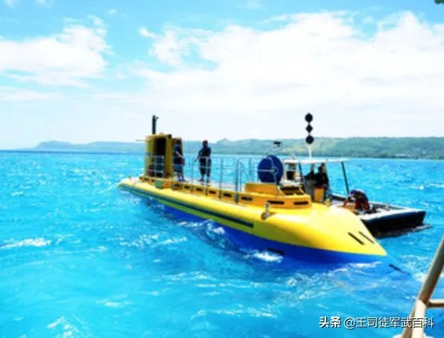 他们说三峡大坝里面有潜艇，是真的吗？