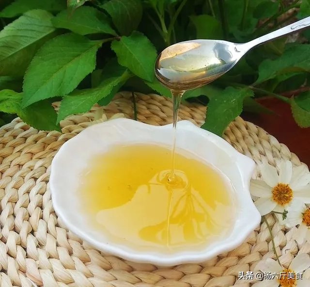 怎样辩认真假蜂蜜有知道吧？谢谢了？