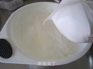 柔软的一塌糊涂--详解7寸戚风制作