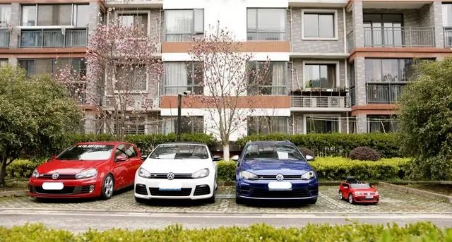 高尔夫GTI和高尔夫R有什么区别？