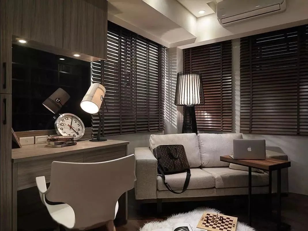 99平米二居室装修，卫生间比较小能不能也装成这样