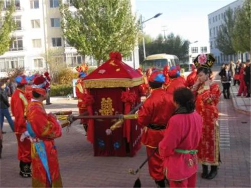 北京婚礼流程有哪些  北京婚礼习俗应注意哪些