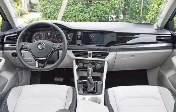 新宝来配置怎么样？