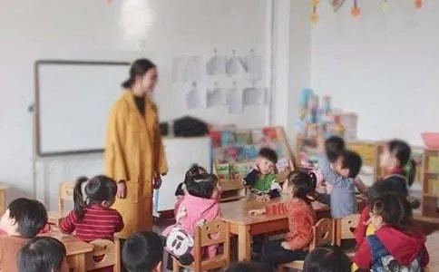 幼儿园妈妈和宝贝教案