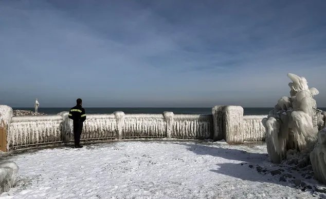 美国芝加哥遭遇极寒天气具体是什么情况？