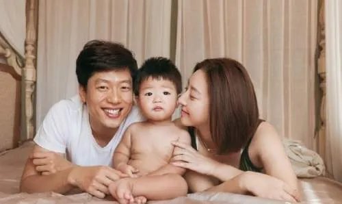 如何看待唐一菲退赛这件事？