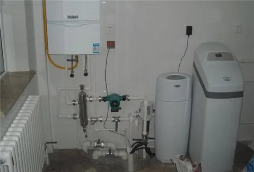 天然气壁挂炉水管冻了怎么办