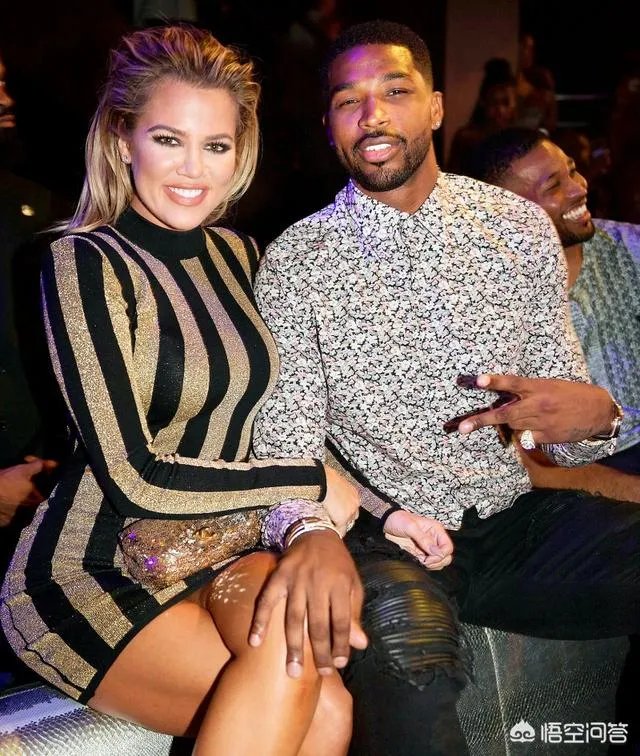 TT汤普森和卡戴珊是如何认识的？