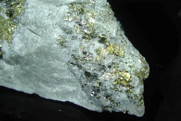 工业品位的全称