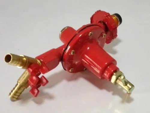 煤气灶减压阀如何调节